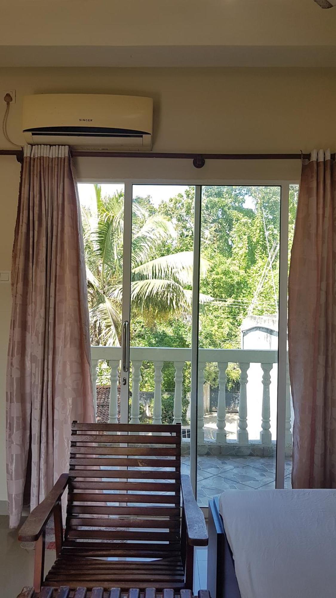 Pinki Nest Hotel Mirissa Exterior photo